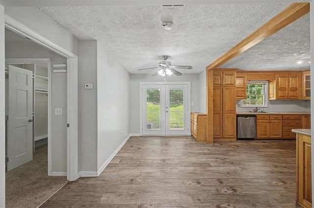 403 S SEQUOYAH Circle NE, Calhoun, GA 30701