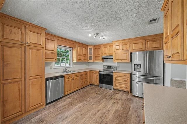 403 S SEQUOYAH Circle NE, Calhoun, GA 30701