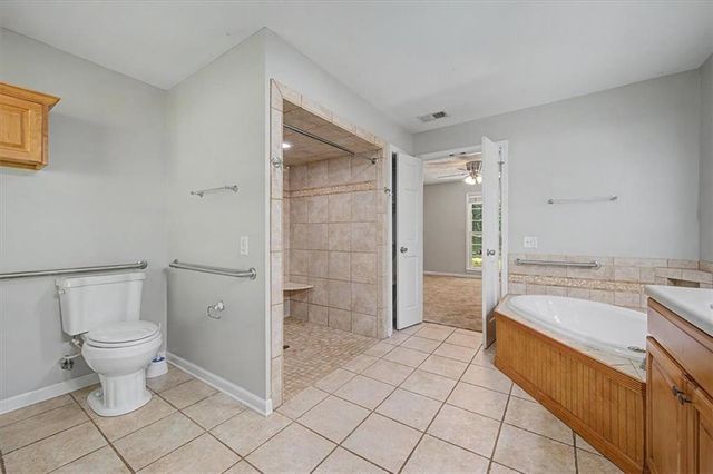 403 S SEQUOYAH Circle NE, Calhoun, GA 30701