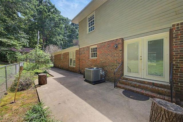 403 S SEQUOYAH Circle NE, Calhoun, GA 30701