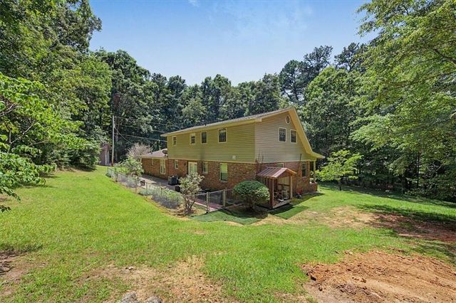 403 S SEQUOYAH Circle NE, Calhoun, GA 30701