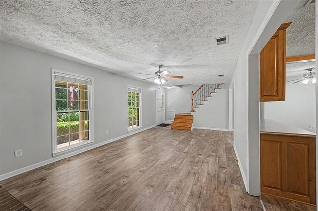 403 S SEQUOYAH Circle NE, Calhoun, GA 30701