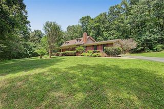 403 S SEQUOYAH Circle NE, Calhoun, GA 30701