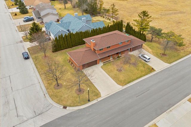 158 Spring STREET, Belgium, WI 53004