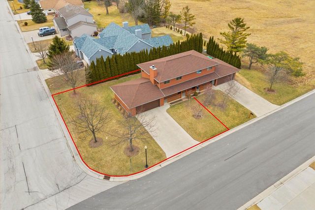 158 Spring STREET, Belgium, WI 53004