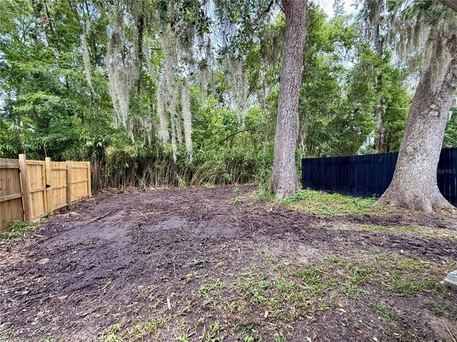 935 VILLAGE DRIVE, Brooksville, FL 34601