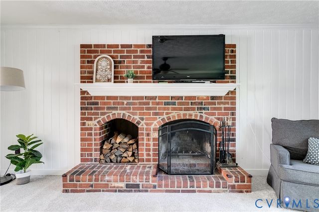 1107 Royal Ridge Rd, Midlothian, VA 23114