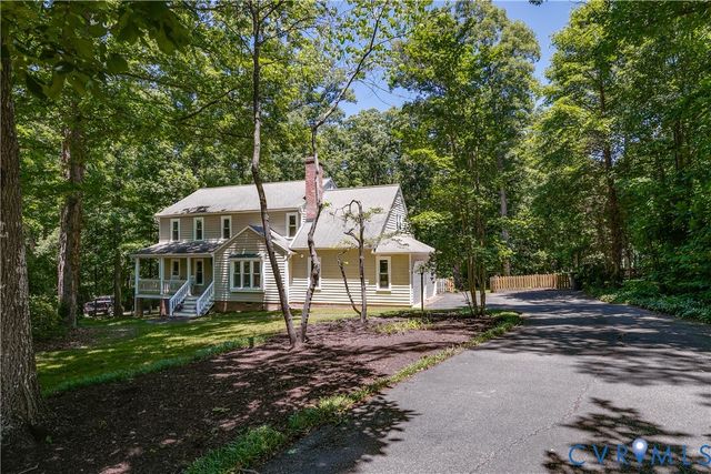 1107 Royal Ridge Rd, Midlothian, VA 23114