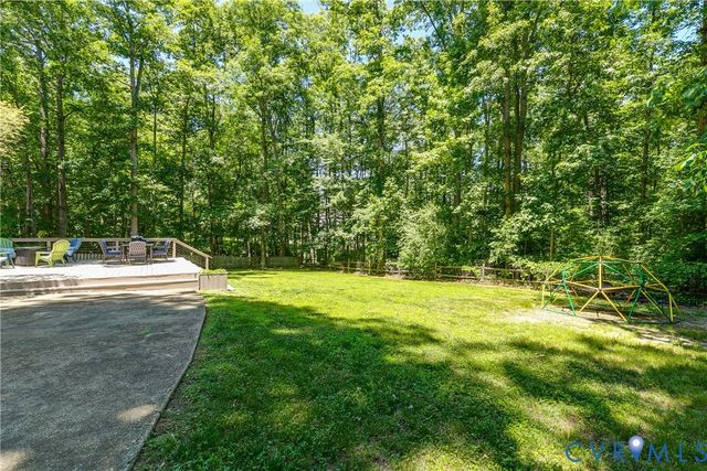 1107 Royal Ridge Rd, Midlothian, VA 23114