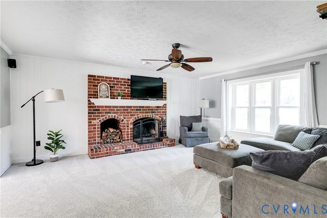 1107 Royal Ridge Rd, Midlothian, VA 23114