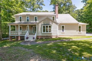 1107 Royal Ridge Rd, Midlothian, VA 23114