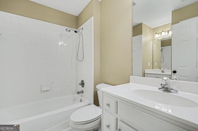 1548 Greensboro Way, Grayson, GA 30017