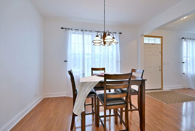 410 Manchester Road, Oswego, IL 60543