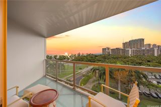 223 Saratoga Roads 817, Honolulu, HI 96815
