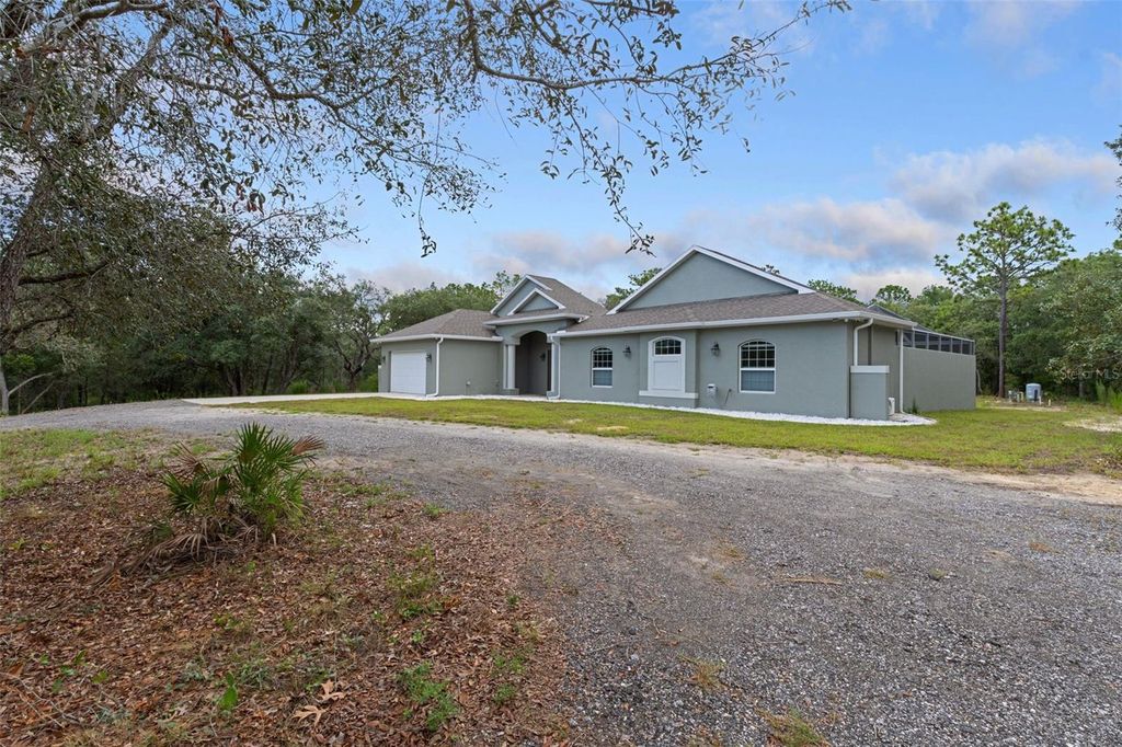 Image 4 of property listing at 14610 HIDDEN DEER TRAIL, Brooksville, FL 34614