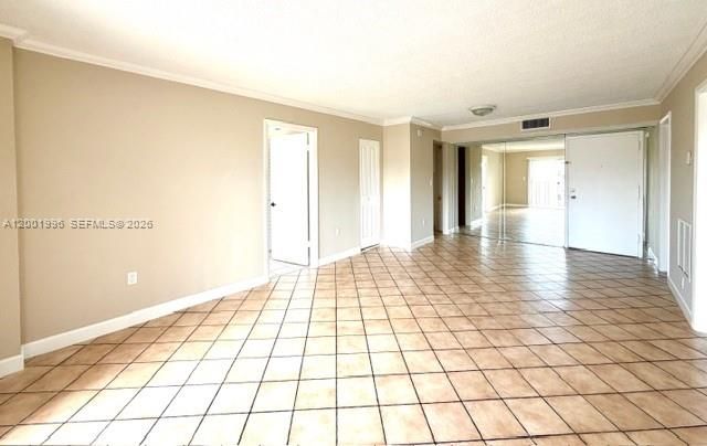 4717 NW 7th St 705-10, Miami, FL 33126