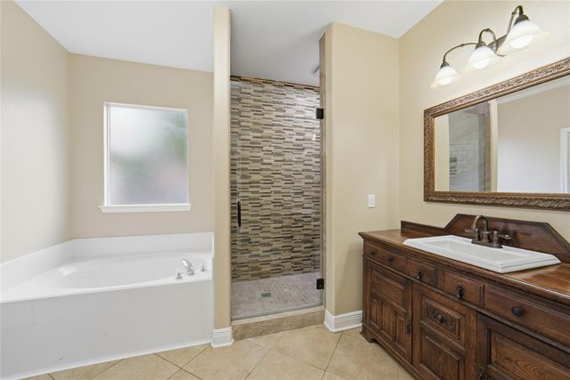 11809 Nandina Circle, Houston, TX 77065