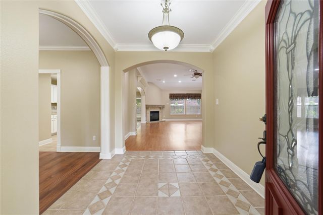 11809 Nandina Circle, Houston, TX 77065