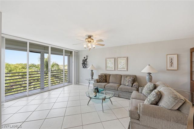 285 Naples Cove DR 1703, Naples, FL 34110