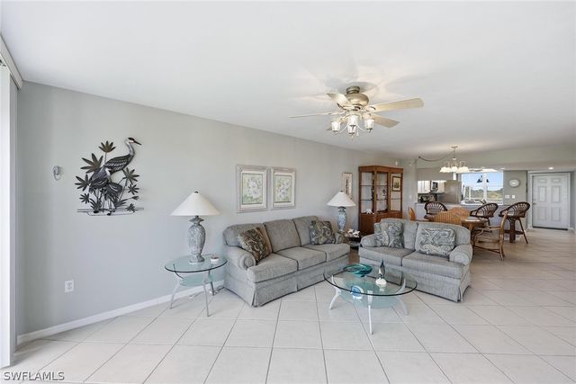 285 Naples Cove DR 1703, Naples, FL 34110