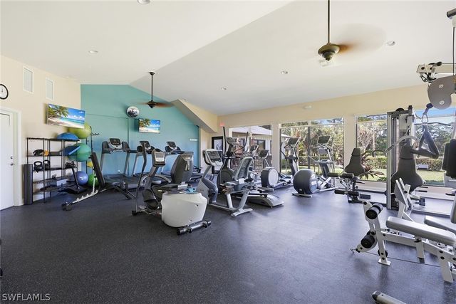 285 Naples Cove DR 1703, Naples, FL 34110