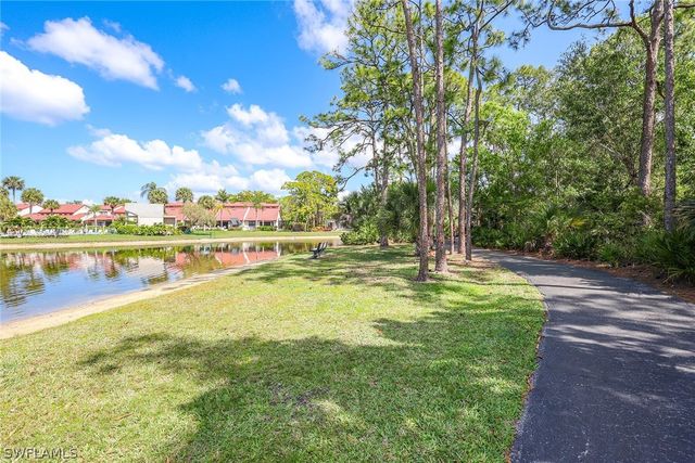 285 Naples Cove DR 1703, Naples, FL 34110