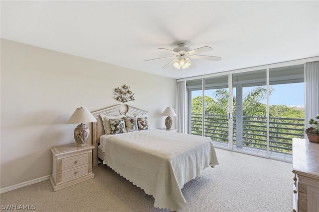 285 Naples Cove DR 1703, Naples, FL 34110