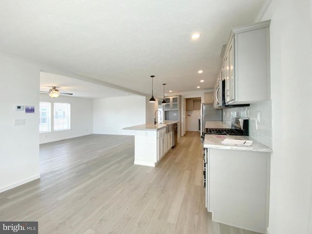 5 FOLKSTONE LANE, Lewes, DE 19958