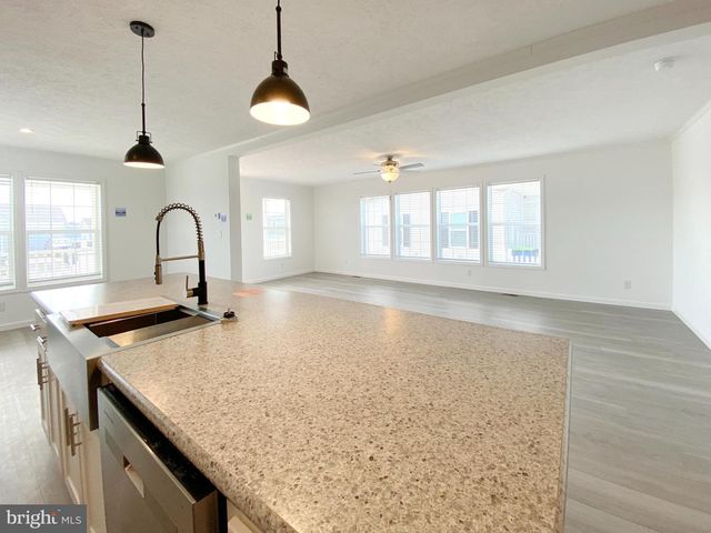 5 FOLKSTONE LANE, Lewes, DE 19958