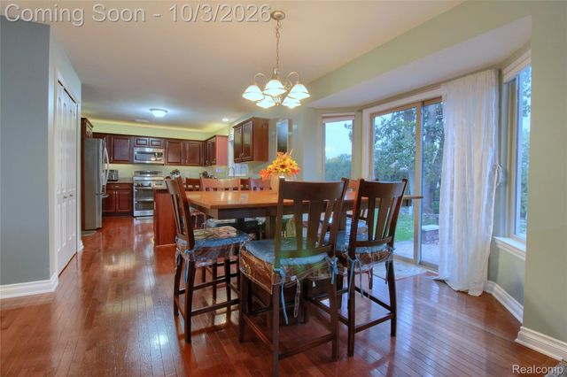 30393 Bradbury Drive, Flat Rock, MI 48134