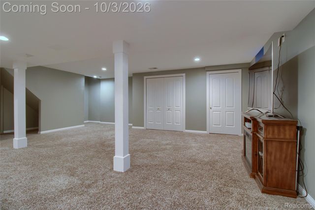 30393 Bradbury Drive, Flat Rock, MI 48134