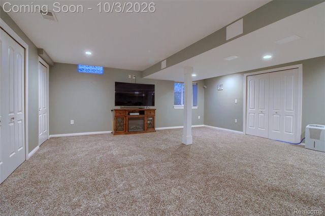 30393 Bradbury Drive, Flat Rock, MI 48134
