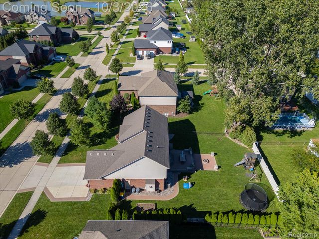 30393 Bradbury Drive, Flat Rock, MI 48134