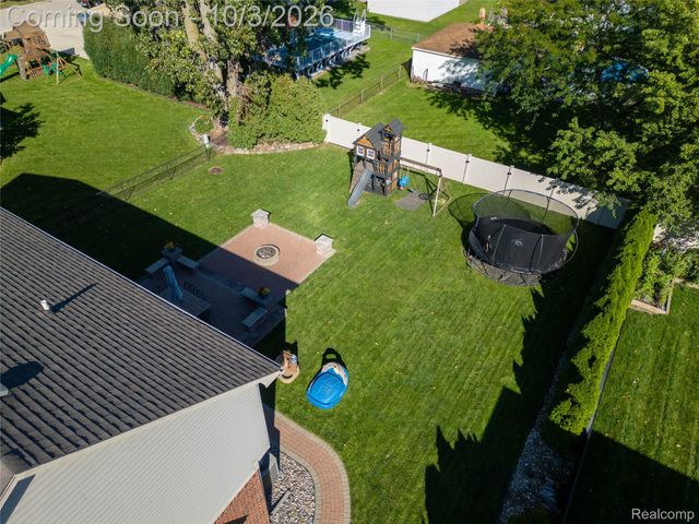 30393 Bradbury Drive, Flat Rock, MI 48134