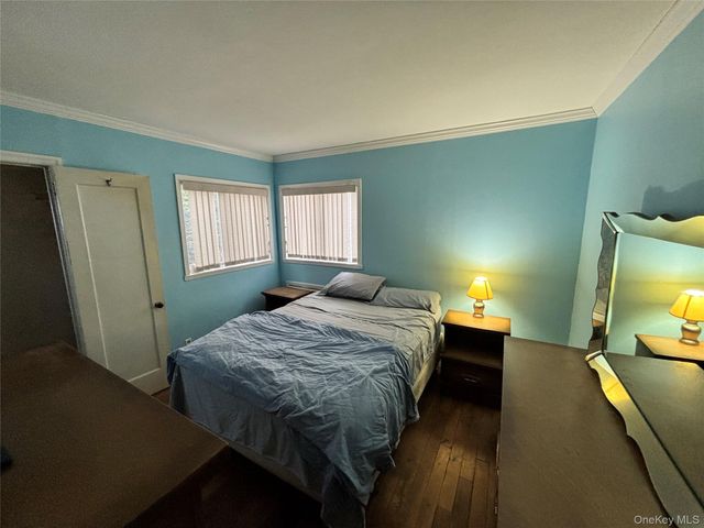 355 Pinelawn Avenue, Copiague, NY 11726