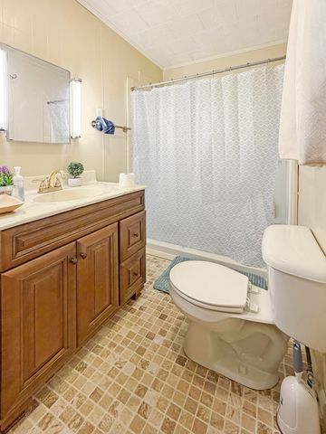 491 James, Leesville, LA 71446