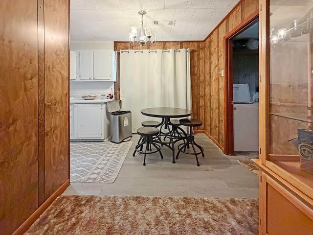 491 James, Leesville, LA 71446
