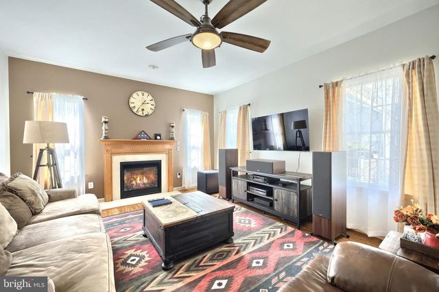 56 PREAKNESS ST, Hanover, PA 17331