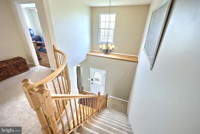 56 PREAKNESS ST, Hanover, PA 17331