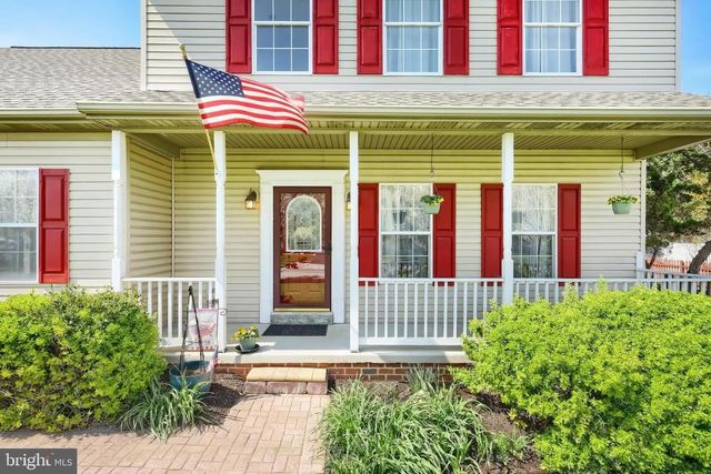56 PREAKNESS ST, Hanover, PA 17331