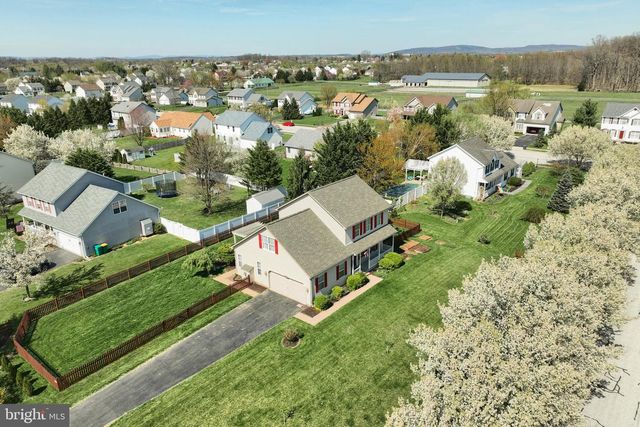 56 PREAKNESS ST, Hanover, PA 17331
