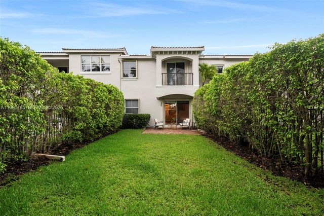 896 W Spinnaker Dr W 896, Hollywood, FL 33019