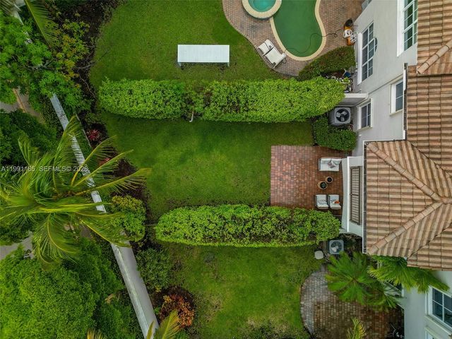 896 W Spinnaker Dr W 896, Hollywood, FL 33019