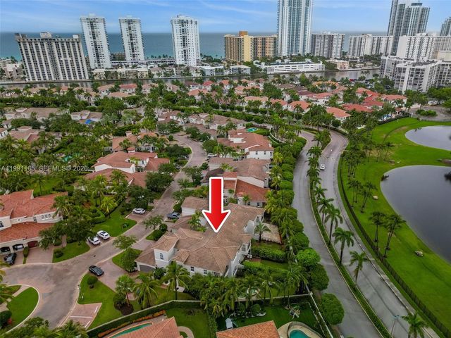 896 W Spinnaker Dr W 896, Hollywood, FL 33019