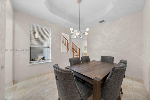 896 W Spinnaker Dr W 896, Hollywood, FL 33019