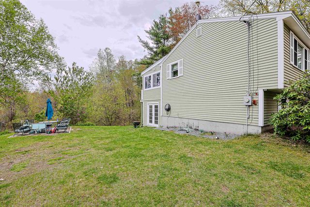 80 Hovey Road, Londonderry, NH 03053