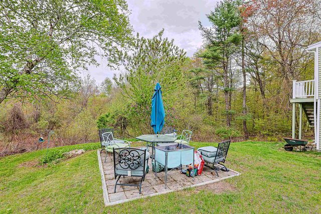 80 Hovey Road, Londonderry, NH 03053