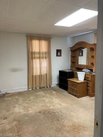 2240 Glenn Avenue, Winston-salem, NC 27105