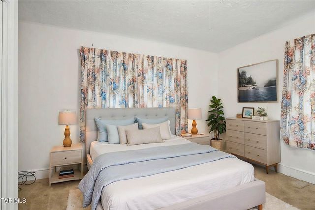 5765 Orebank Road, Kingsport, TN 37664
