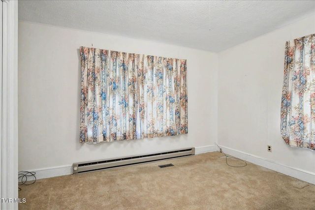 5765 Orebank Road, Kingsport, TN 37664